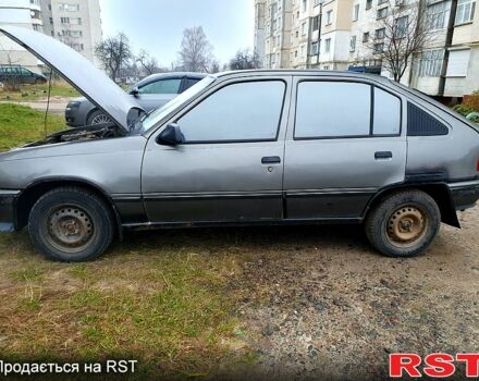 Серый Опель Кадет, объемом двигателя 1.4 л и пробегом 0 тыс. км за 1300 $, фото 6 на Automoto.ua