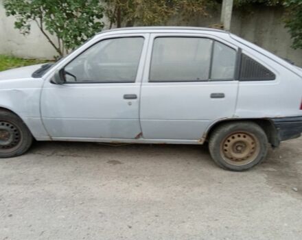 Серый Опель Кадет, объемом двигателя 1.4 л и пробегом 250 тыс. км за 480 $, фото 3 на Automoto.ua