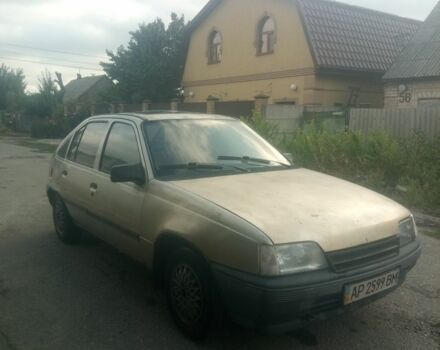 Серый Опель Кадет, объемом двигателя 1.6 л и пробегом 100 тыс. км за 500 $, фото 3 на Automoto.ua