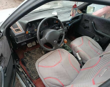 Серый Опель Кадет, объемом двигателя 1.3 л и пробегом 300 тыс. км за 650 $, фото 5 на Automoto.ua