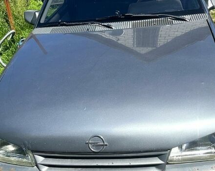 Серый Опель Кадет, объемом двигателя 1.3 л и пробегом 300 тыс. км за 1000 $, фото 5 на Automoto.ua