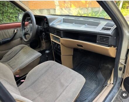 Сірий Опель Кадет, об'ємом двигуна 1.3 л та пробігом 3 тис. км за 1000 $, фото 3 на Automoto.ua