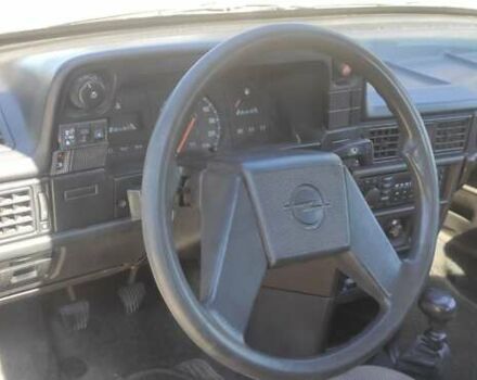 Сірий Опель Кадет, об'ємом двигуна 1.3 л та пробігом 170 тис. км за 1200 $, фото 10 на Automoto.ua