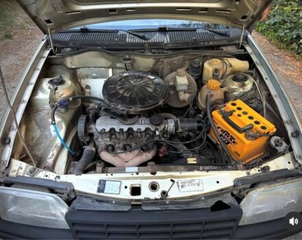 Сірий Опель Кадет, об'ємом двигуна 1.3 л та пробігом 3 тис. км за 1000 $, фото 5 на Automoto.ua