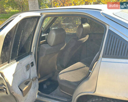 Серый Опель Кадет, объемом двигателя 0 л и пробегом 200 тыс. км за 1400 $, фото 7 на Automoto.ua