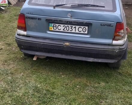 Серый Опель Кадет, объемом двигателя 1.3 л и пробегом 838 тыс. км за 450 $, фото 1 на Automoto.ua