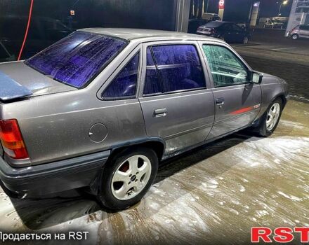 Серый Опель Кадет, объемом двигателя 1.3 л и пробегом 0 тыс. км за 950 $, фото 2 на Automoto.ua