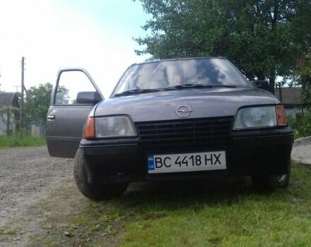 Серый Опель Кадет, объемом двигателя 1.3 л и пробегом 110 тыс. км за 1250 $, фото 1 на Automoto.ua