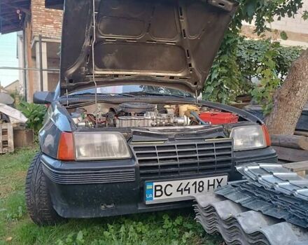 Серый Опель Кадет, объемом двигателя 1.3 л и пробегом 110 тыс. км за 1250 $, фото 3 на Automoto.ua