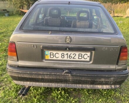 Серый Опель Кадет, объемом двигателя 1.3 л и пробегом 120 тыс. км за 750 $, фото 4 на Automoto.ua