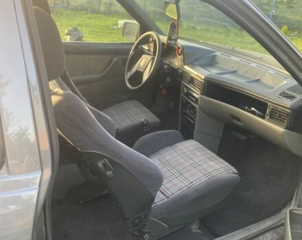 Серый Опель Кадет, объемом двигателя 1.3 л и пробегом 120 тыс. км за 750 $, фото 6 на Automoto.ua