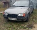Сірий Опель Кадет, об'ємом двигуна 2 л та пробігом 300 тис. км за 336 $, фото 1 на Automoto.ua