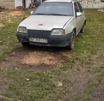 Сірий Опель Кадет, об'ємом двигуна 1.3 л та пробігом 838 тис. км за 450 $, фото 2 на Automoto.ua