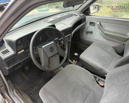 Серый Опель Кадет, объемом двигателя 1.3 л и пробегом 135 тыс. км за 1300 $, фото 8 на Automoto.ua