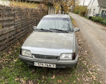 Сірий Опель Кадет, об'ємом двигуна 1.6 л та пробігом 999 тис. км за 595 $, фото 1 на Automoto.ua