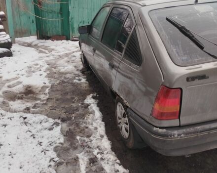 Серый Опель Кадет, объемом двигателя 1.4 л и пробегом 150 тыс. км за 600 $, фото 4 на Automoto.ua