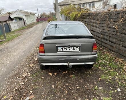 Сірий Опель Кадет, об'ємом двигуна 1.6 л та пробігом 999 тис. км за 595 $, фото 2 на Automoto.ua