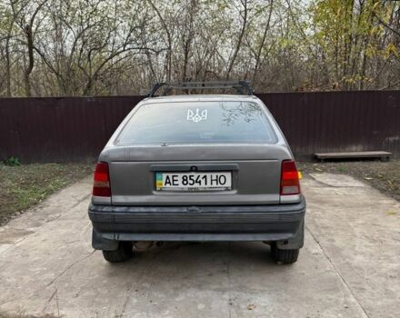 Серый Опель Кадет, объемом двигателя 1.4 л и пробегом 190 тыс. км за 881 $, фото 4 на Automoto.ua