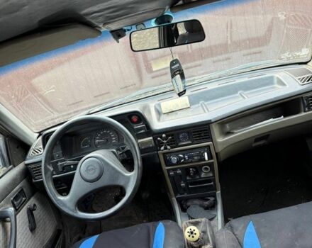 Серый Опель Кадет, объемом двигателя 1.4 л и пробегом 190 тыс. км за 881 $, фото 5 на Automoto.ua