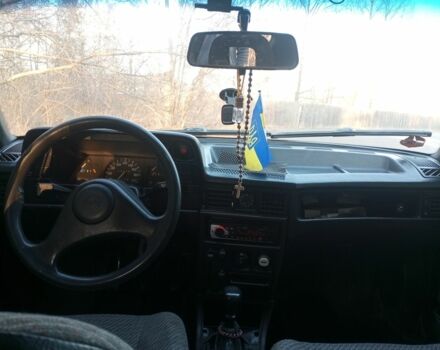 Серый Опель Кадет, объемом двигателя 0 л и пробегом 100 тыс. км за 700 $, фото 5 на Automoto.ua