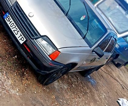 Серый Опель Кадет, объемом двигателя 1.7 л и пробегом 0 тыс. км за 550 $, фото 2 на Automoto.ua