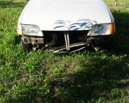 Серый Опель Кадет, объемом двигателя 1.3 л и пробегом 250 тыс. км за 450 $, фото 3 на Automoto.ua