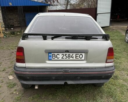 Серый Опель Кадет, объемом двигателя 1.3 л и пробегом 444 тыс. км за 900 $, фото 1 на Automoto.ua