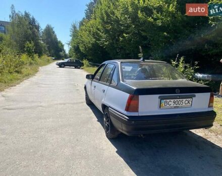 Серый Опель Кадет, объемом двигателя 1.3 л и пробегом 76 тыс. км за 850 $, фото 12 на Automoto.ua