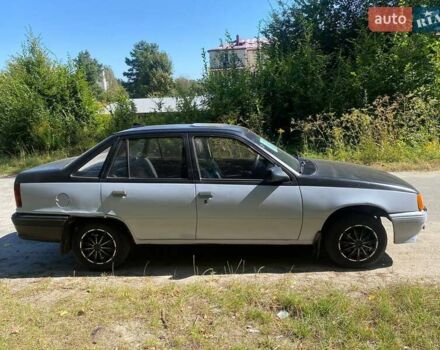 Серый Опель Кадет, объемом двигателя 1.3 л и пробегом 76 тыс. км за 850 $, фото 8 на Automoto.ua
