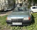 Серый Опель Кадет, объемом двигателя 1.6 л и пробегом 85 тыс. км за 800 $, фото 1 на Automoto.ua