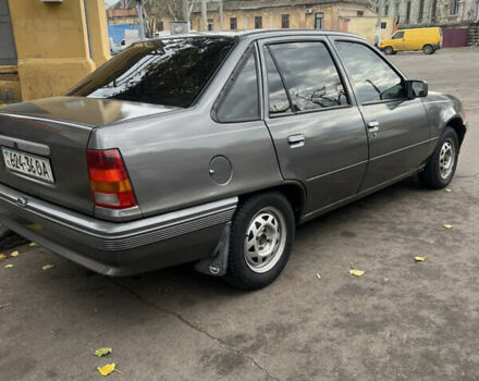 Серый Опель Кадет, объемом двигателя 0 л и пробегом 522 тыс. км за 2000 $, фото 2 на Automoto.ua