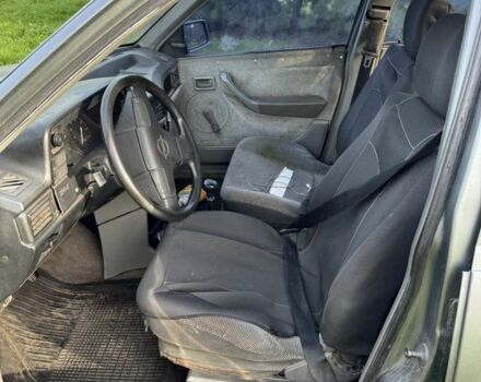 Серый Опель Кадет, объемом двигателя 1.5 л и пробегом 250 тыс. км за 500 $, фото 6 на Automoto.ua