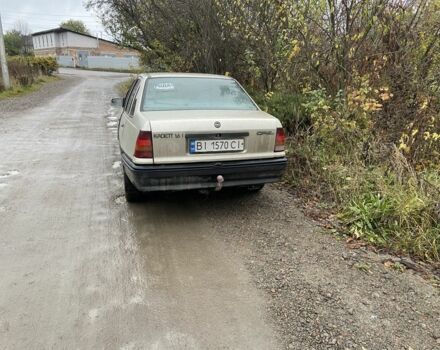 Серый Опель Кадет, объемом двигателя 1.6 л и пробегом 100 тыс. км за 800 $, фото 4 на Automoto.ua