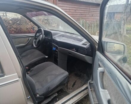 Серый Опель Кадет, объемом двигателя 0 л и пробегом 100 тыс. км за 300 $, фото 3 на Automoto.ua