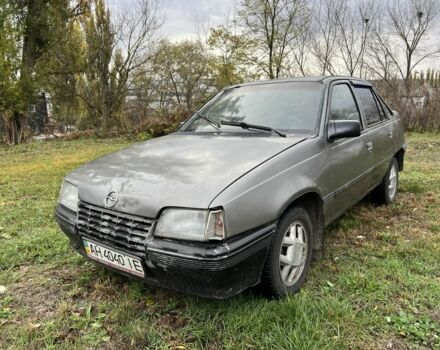 Серый Опель Кадет, объемом двигателя 1.3 л и пробегом 160 тыс. км за 650 $, фото 13 на Automoto.ua