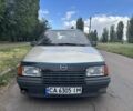 Серый Опель Кадет, объемом двигателя 1.6 л и пробегом 155 тыс. км за 1600 $, фото 1 на Automoto.ua
