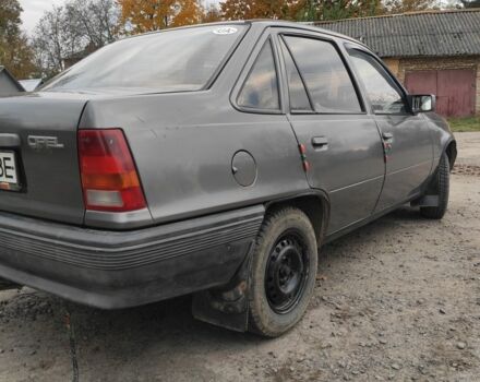 Серый Опель Кадет, объемом двигателя 1.3 л и пробегом 315 тыс. км за 1000 $, фото 1 на Automoto.ua