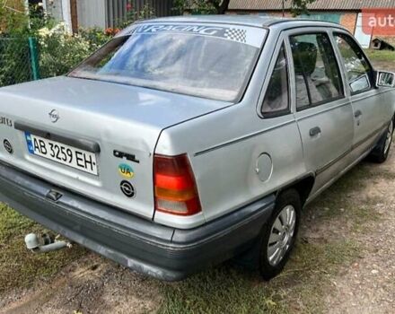 Серый Опель Кадет, объемом двигателя 1.3 л и пробегом 111 тыс. км за 1000 $, фото 4 на Automoto.ua