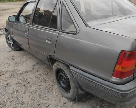 Опель Кадет 1987 в Бару на Automoto.ua Серый Опель Кадет, объемом двигателя 1.3 л и пробегом 315 тыс. км за 900 $, фото 10 на Automoto.ua