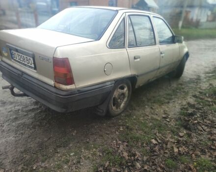 Серый Опель Кадет, объемом двигателя 1.3 л и пробегом 400 тыс. км за 700 $, фото 2 на Automoto.ua