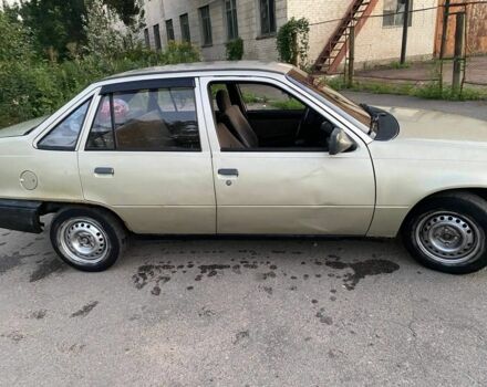 Сірий Опель Кадет, об'ємом двигуна 1.3 л та пробігом 103 тис. км за 900 $, фото 2 на Automoto.ua