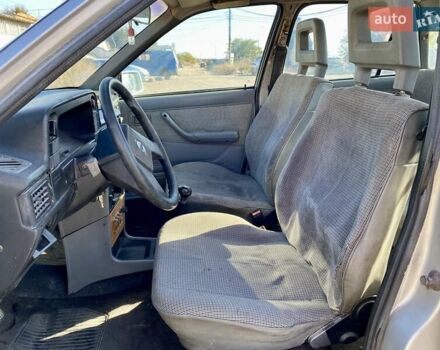 Серый Опель Кадет, объемом двигателя 1.3 л и пробегом 59 тыс. км за 1600 $, фото 11 на Automoto.ua