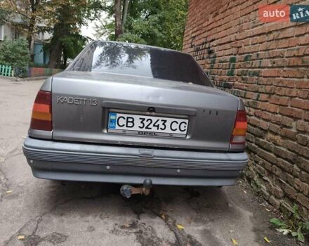 Серый Опель Кадет, объемом двигателя 1.3 л и пробегом 120 тыс. км за 1500 $, фото 1 на Automoto.ua