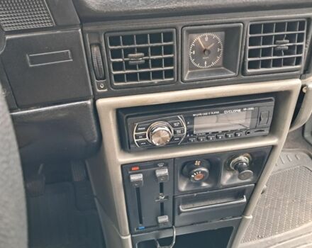 Серый Опель Кадет, объемом двигателя 1.3 л и пробегом 190 тыс. км за 1300 $, фото 9 на Automoto.ua