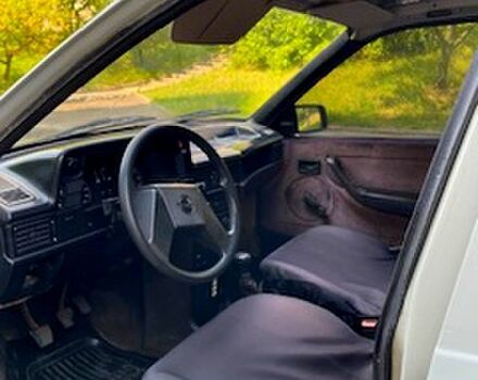 Серый Опель Кадет, объемом двигателя 1.3 л и пробегом 100 тыс. км за 950 $, фото 6 на Automoto.ua