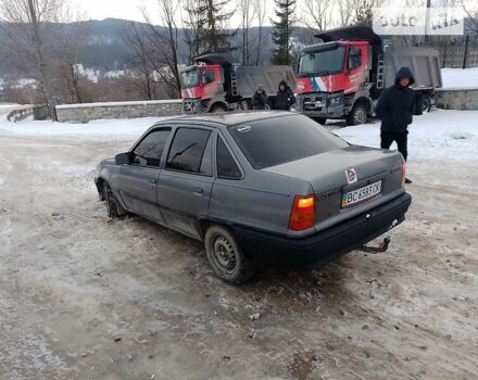 Серый Опель Кадет, объемом двигателя 1.6 л и пробегом 60 тыс. км за 900 $, фото 8 на Automoto.ua