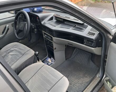 Серый Опель Кадет, объемом двигателя 1.3 л и пробегом 190 тыс. км за 1300 $, фото 5 на Automoto.ua