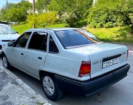 Серый Опель Кадет, объемом двигателя 1.3 л и пробегом 100 тыс. км за 950 $, фото 2 на Automoto.ua