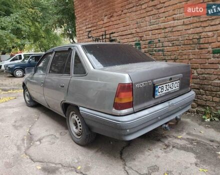 Серый Опель Кадет, объемом двигателя 1.3 л и пробегом 120 тыс. км за 1500 $, фото 4 на Automoto.ua