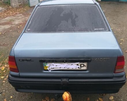 Серый Опель Кадет, объемом двигателя 1 л и пробегом 200 тыс. км за 883 $, фото 4 на Automoto.ua